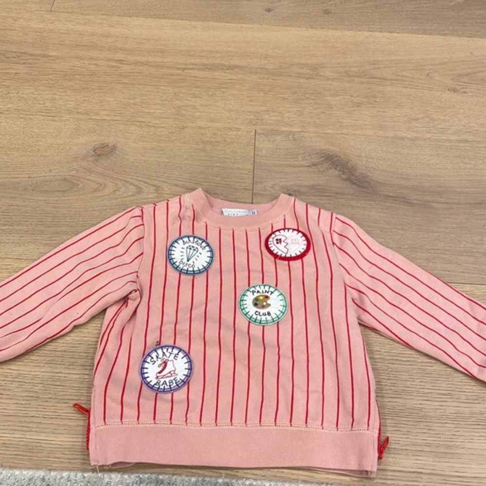 PREOWNED STELLA MCCARTNEY KIDS SWEATSHIRT IN A SIZE 4